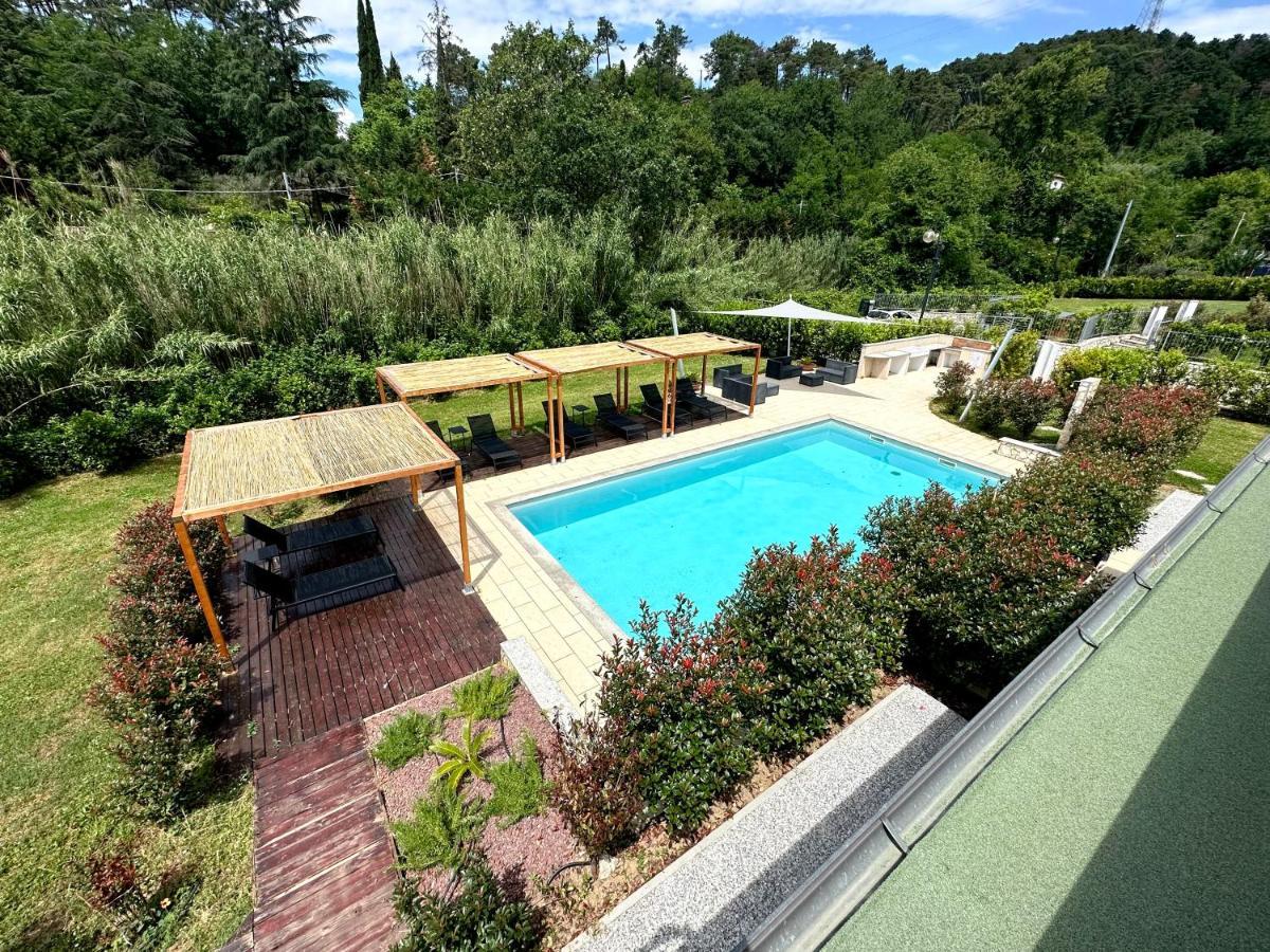 Le Village Sarzana Zewnętrze zdjęcie
