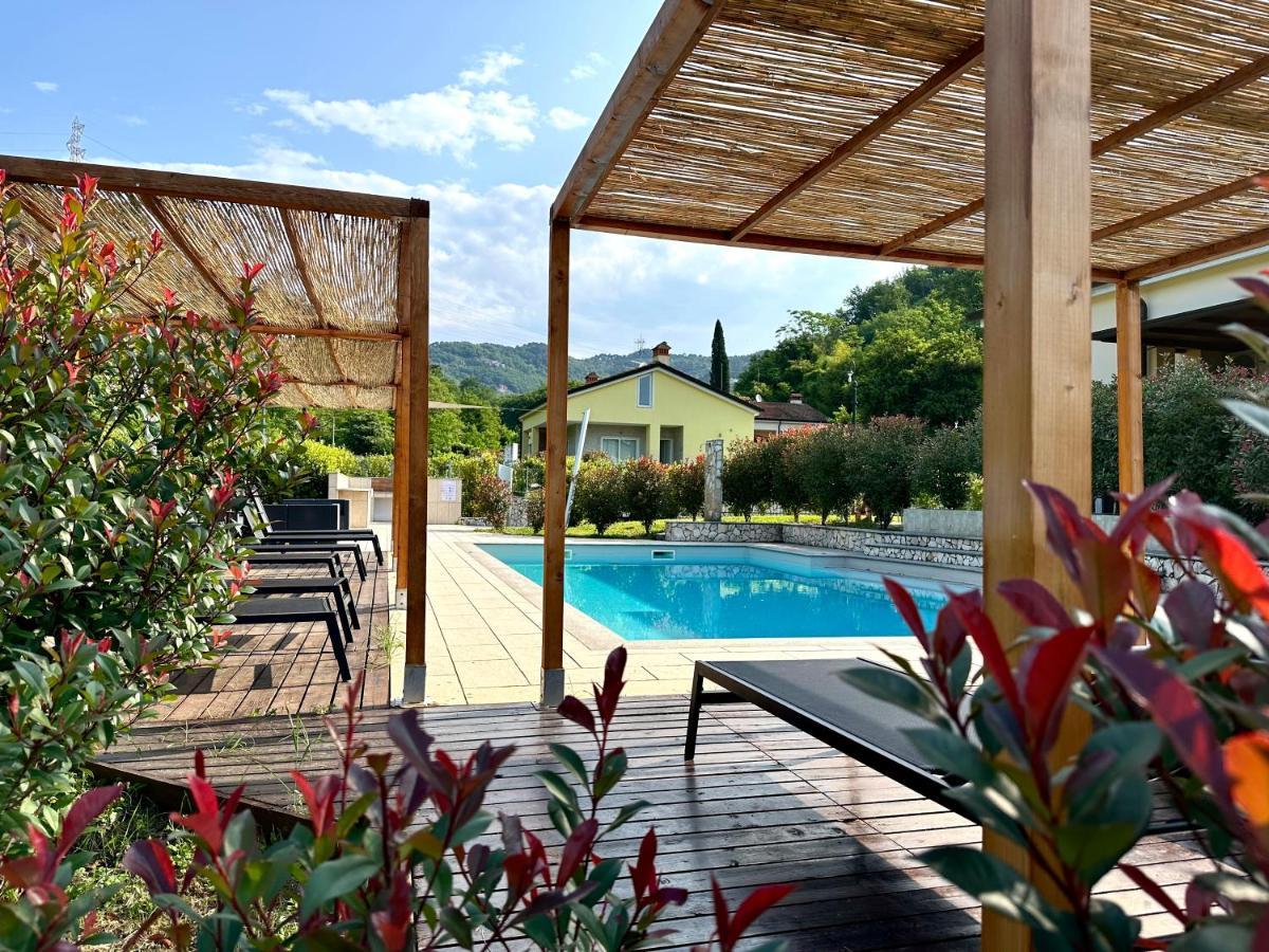 Le Village Sarzana Zewnętrze zdjęcie